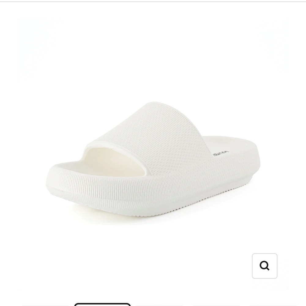 CUSHIONAIRE PILLOW SLIDES